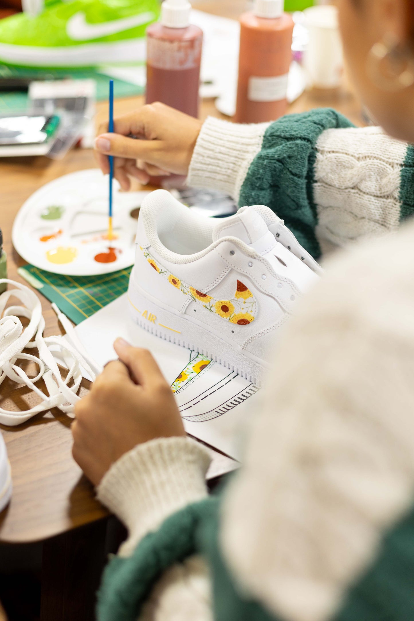 VIJZ Custom Sneaker Experience