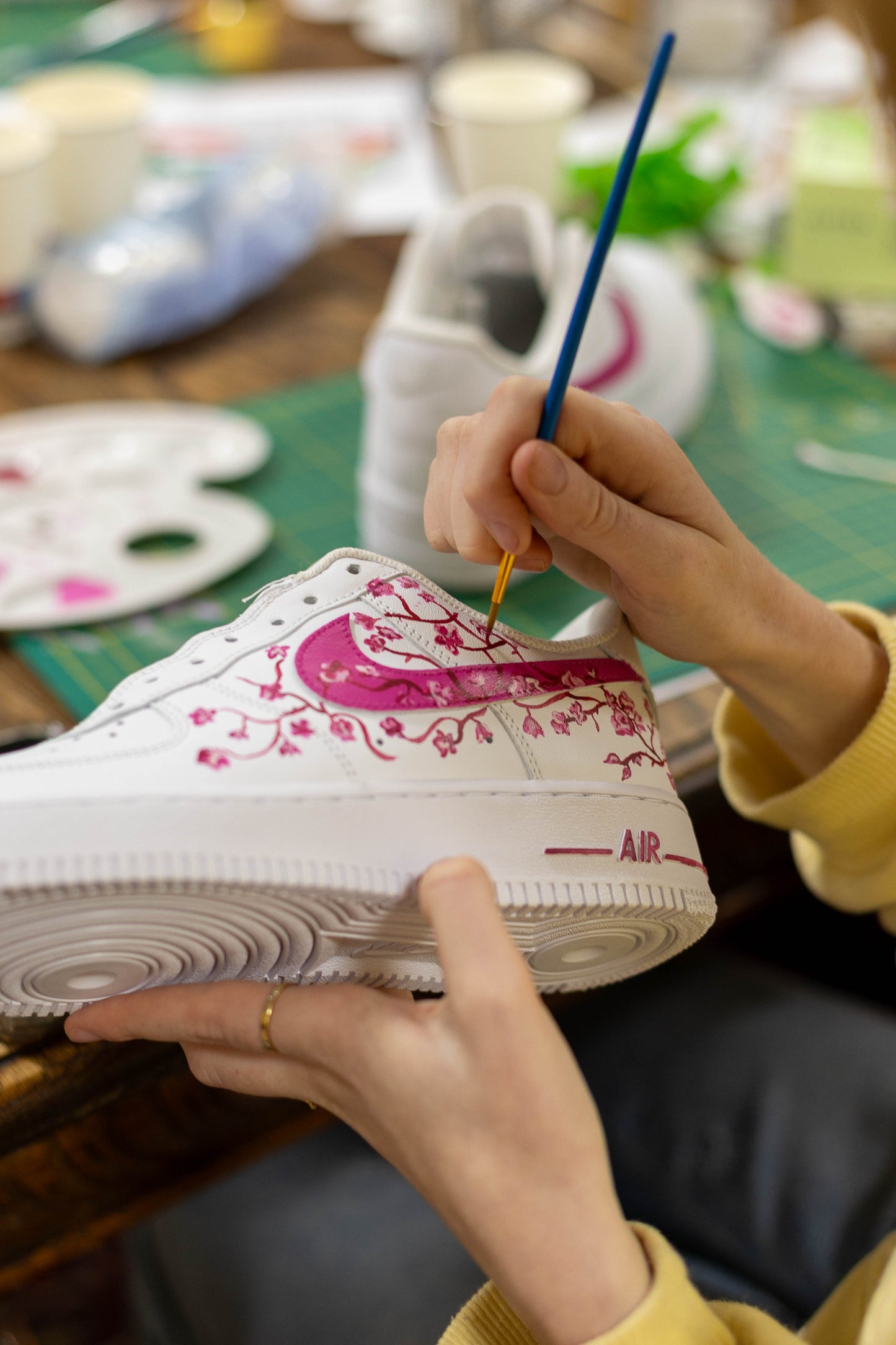 VIJZ Custom Sneaker Experience