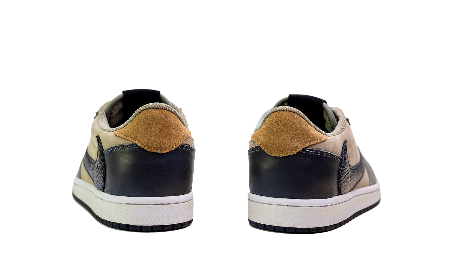 Air Jordan 1 Low TS