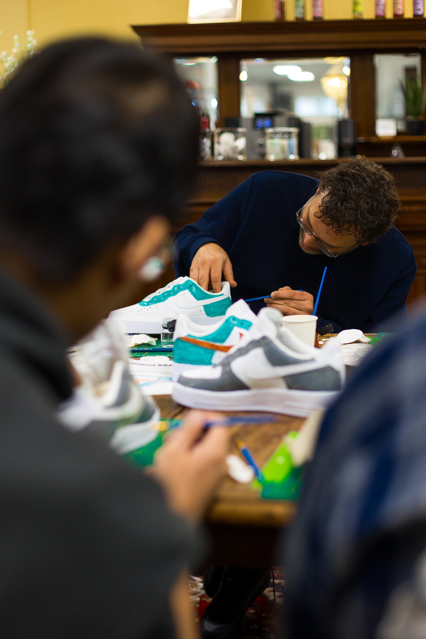 VIJZ Custom Sneaker Experience
